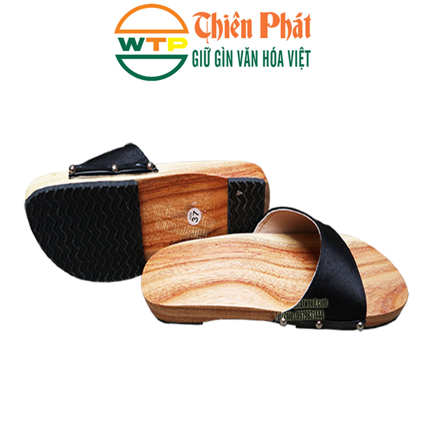 guốc mộc truyền thống phù hơp cho cả nam và nữ