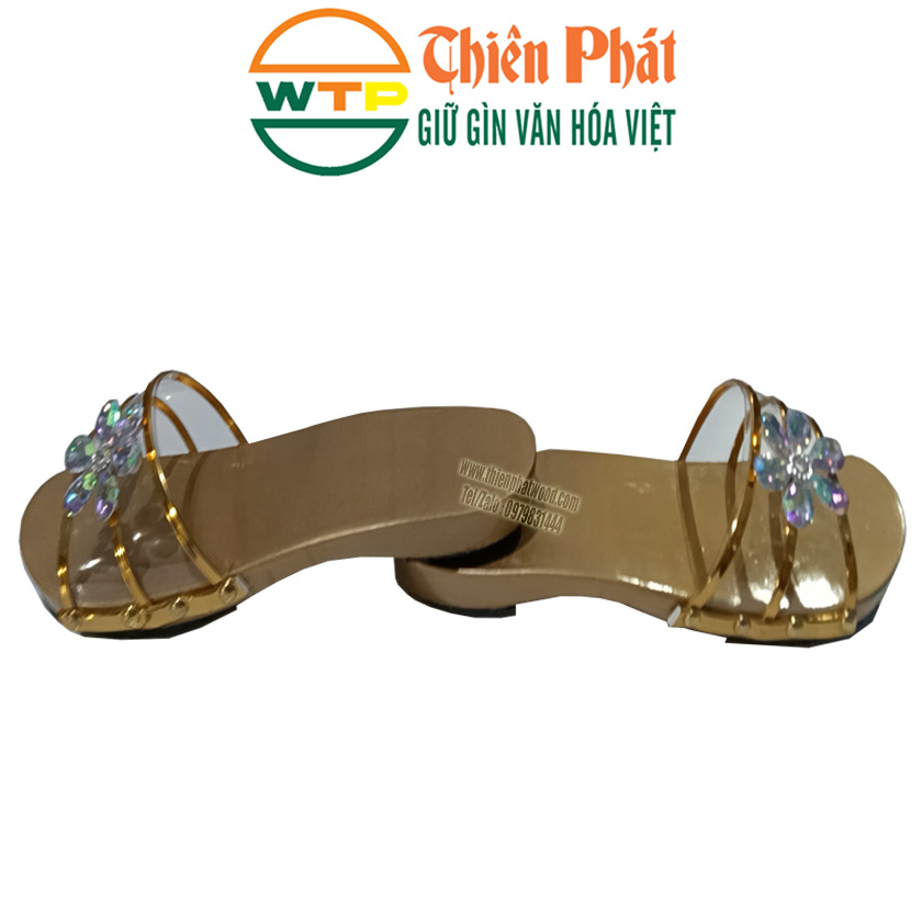 guốc gỗ cho nữ quai trong viền vàng đính hoa đá lấp lánh