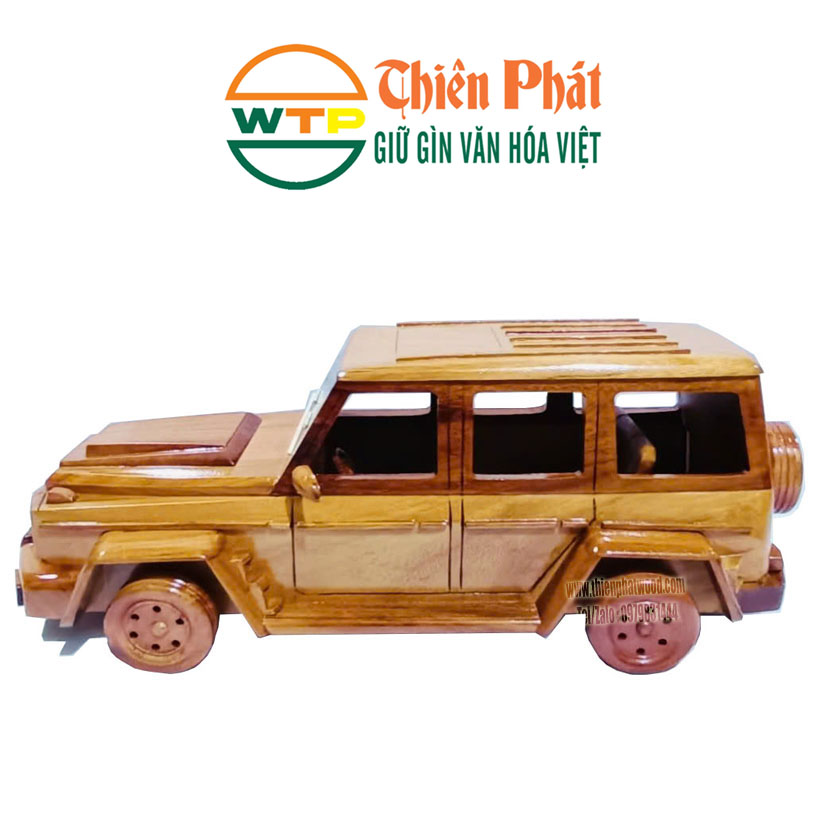 Mô hình xe gỗ được lấy cảm hứng từ xe Mercedes AMG G63